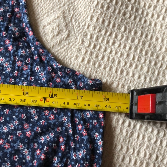 Super cute Aeropostale tank top - Picture 5 of 9